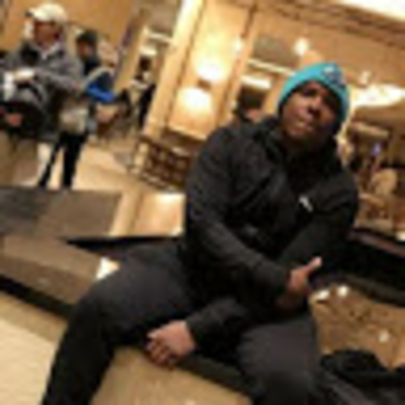 Meet your Posher, Joshua - Picture 1 of 1